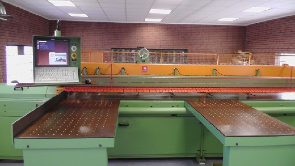 Plattenaufteilanlage PA 4027